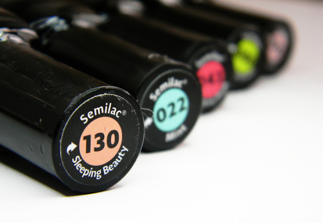 Lakiery hybrydowe Semilac