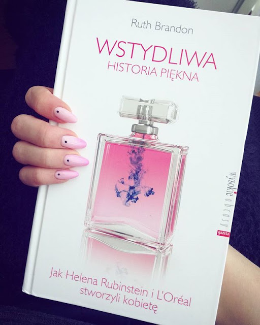 Wstydliwa historia piękna